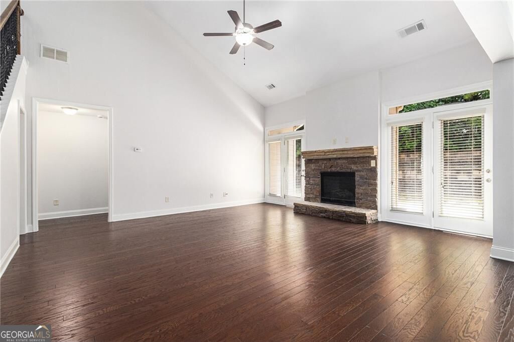 2200 Spring Sound Lane Property Photo 11