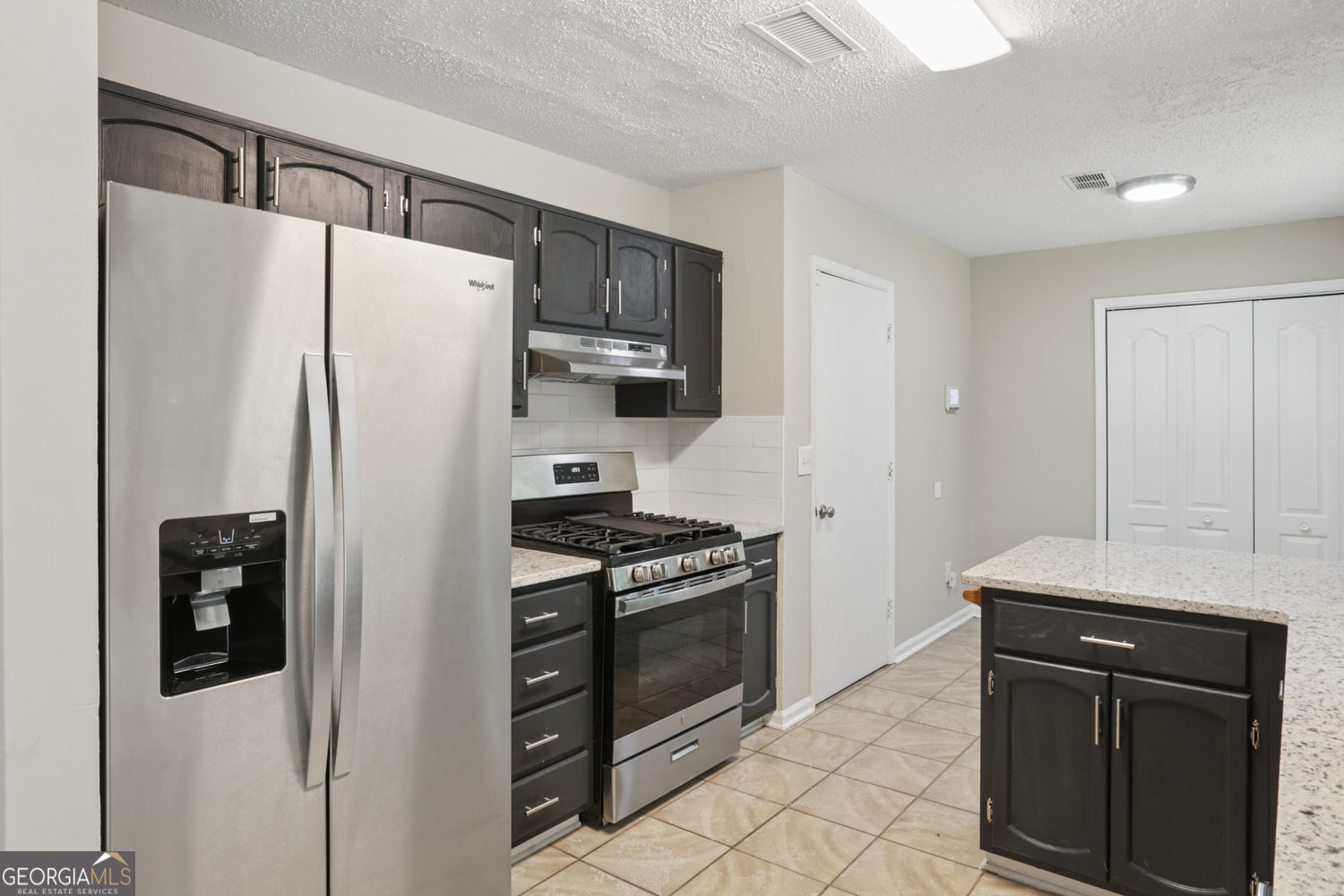 1050 Chapman Circle Property Photo 13