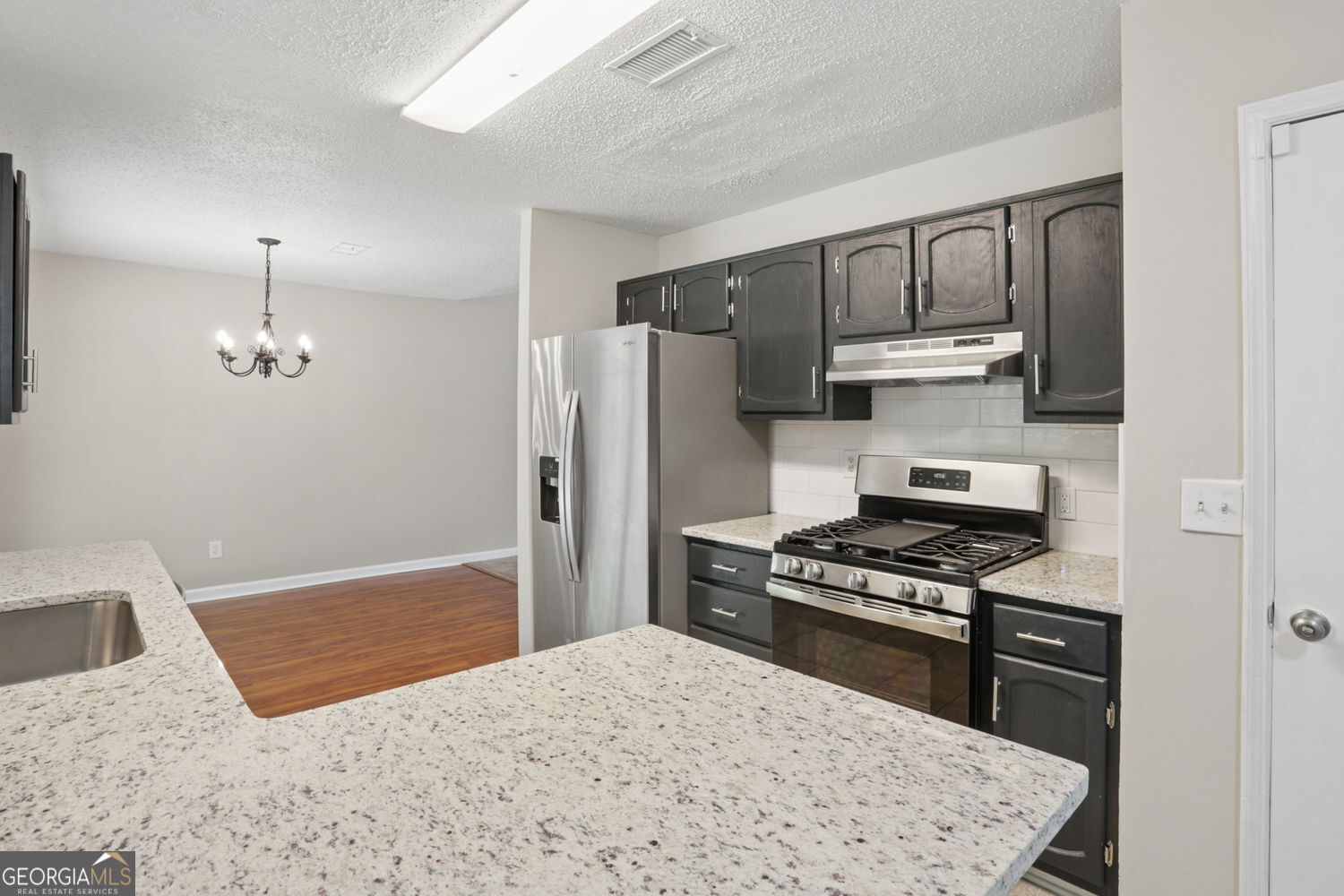 1050 Chapman Circle Property Photo 15