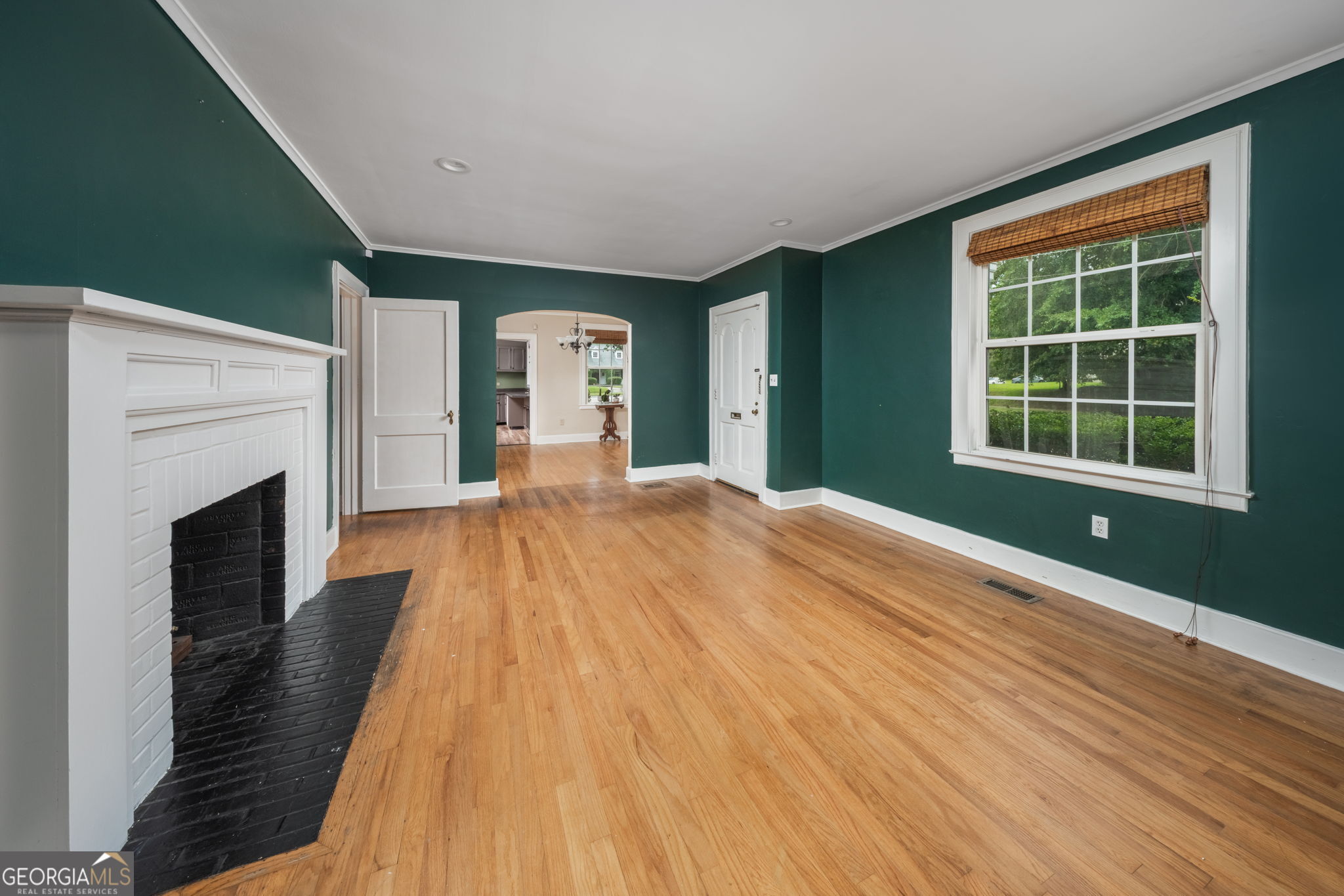 194 Euclid Avenue Property Photo 10
