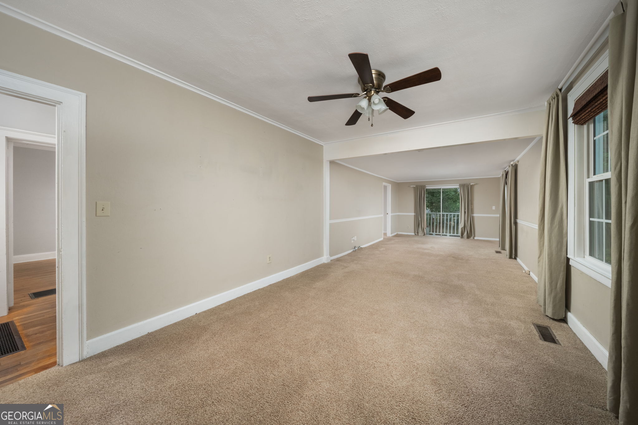 194 Euclid Avenue Property Photo 18