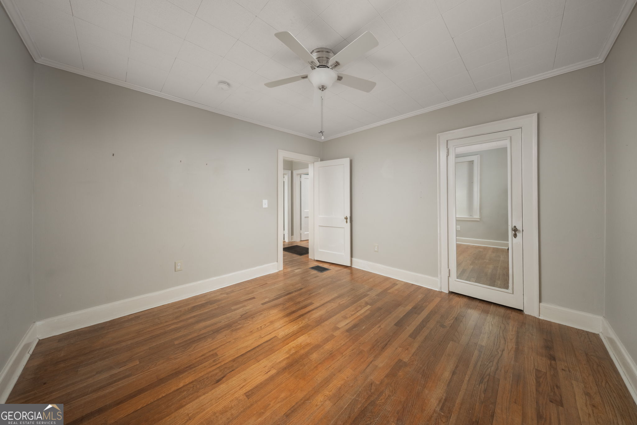 194 Euclid Avenue Property Photo 28