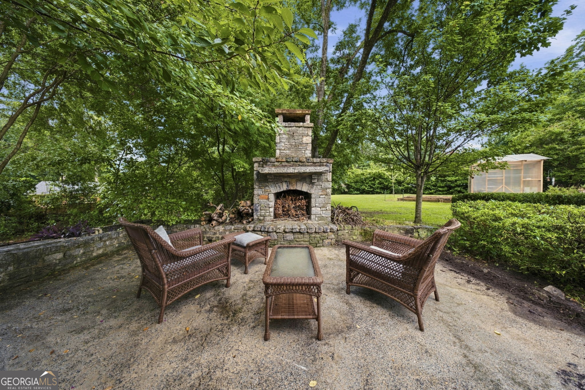 194 Euclid Avenue Property Photo 39
