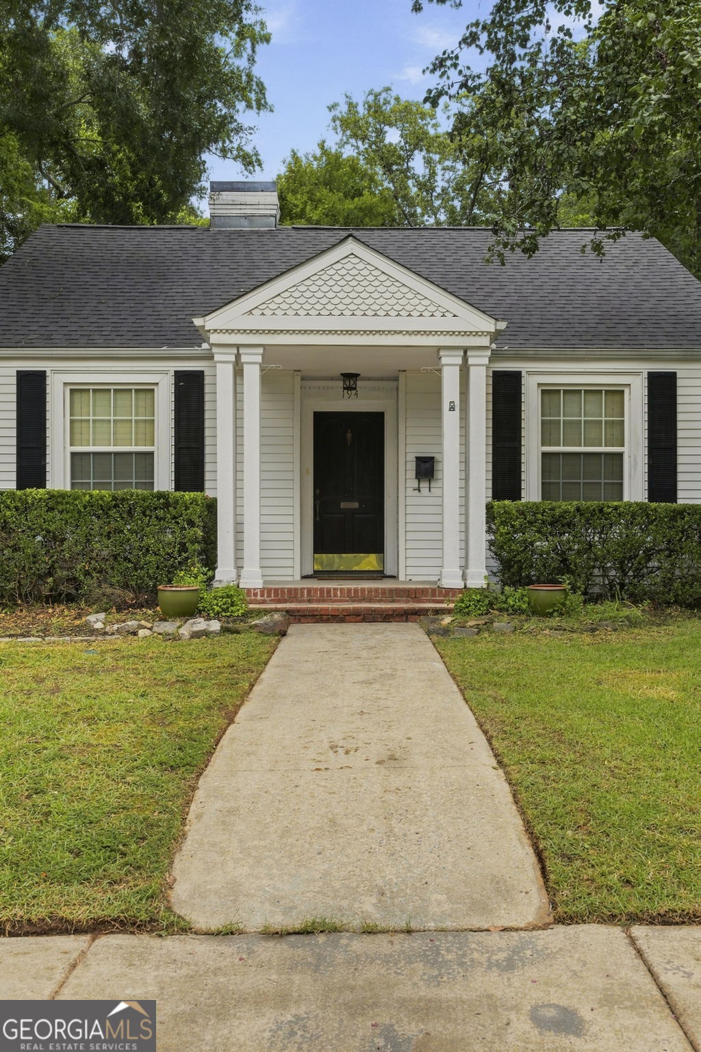 194 Euclid Avenue Property Photo 45