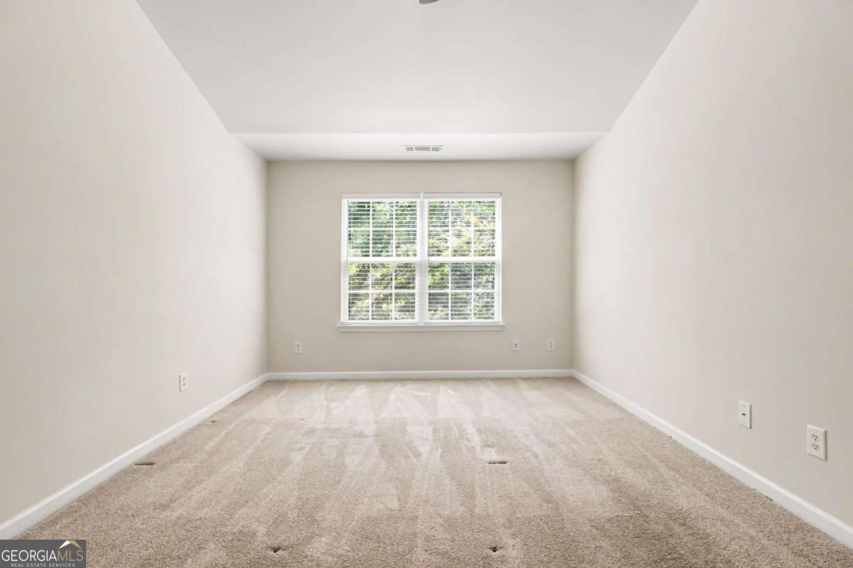 2870 Cross Creek Court Property Photo 12