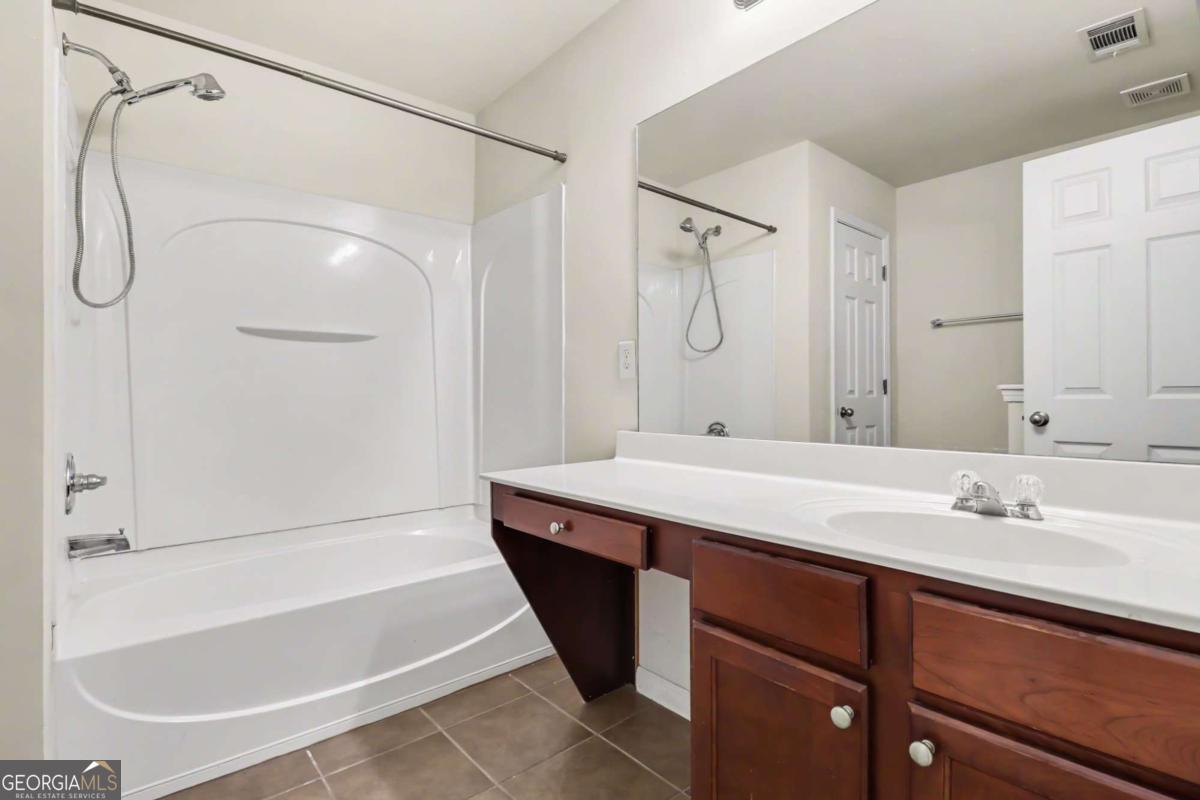 2870 Cross Creek Court Property Photo 13
