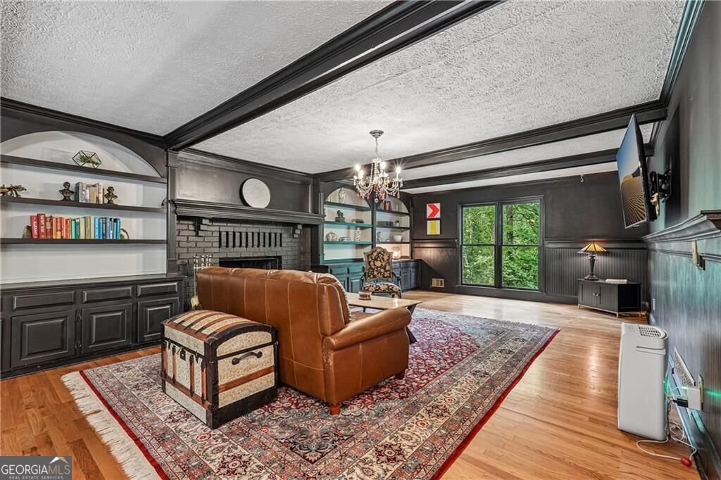 3743 Sawanee Drive Property Photo 12