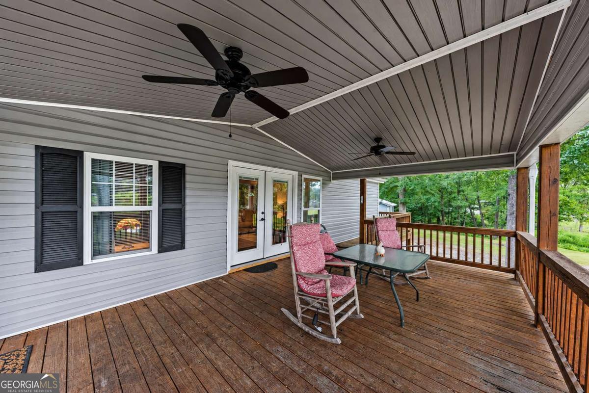110 Turtle Court Property Photo 6