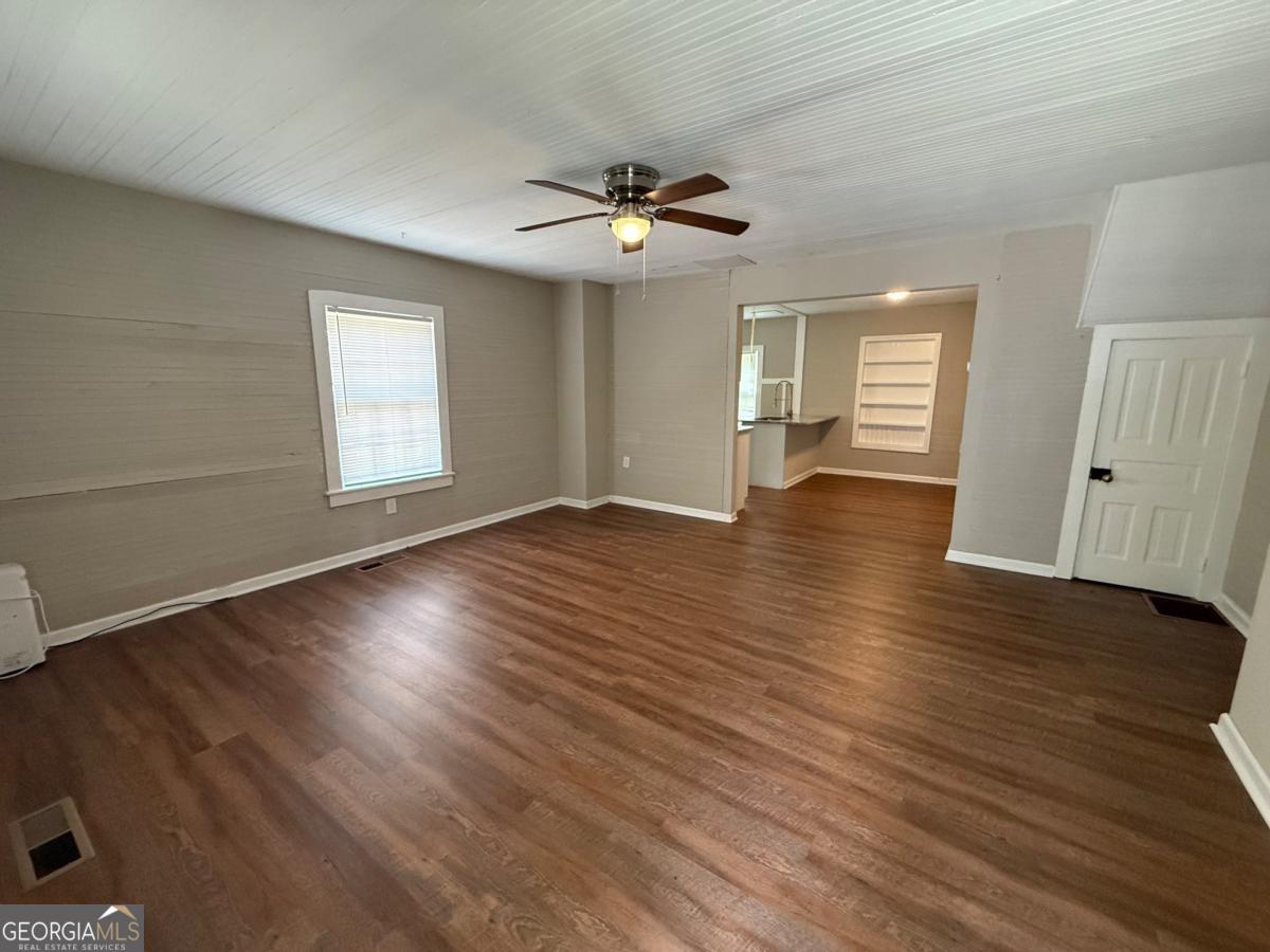 28 Quarry Street Property Photo 2