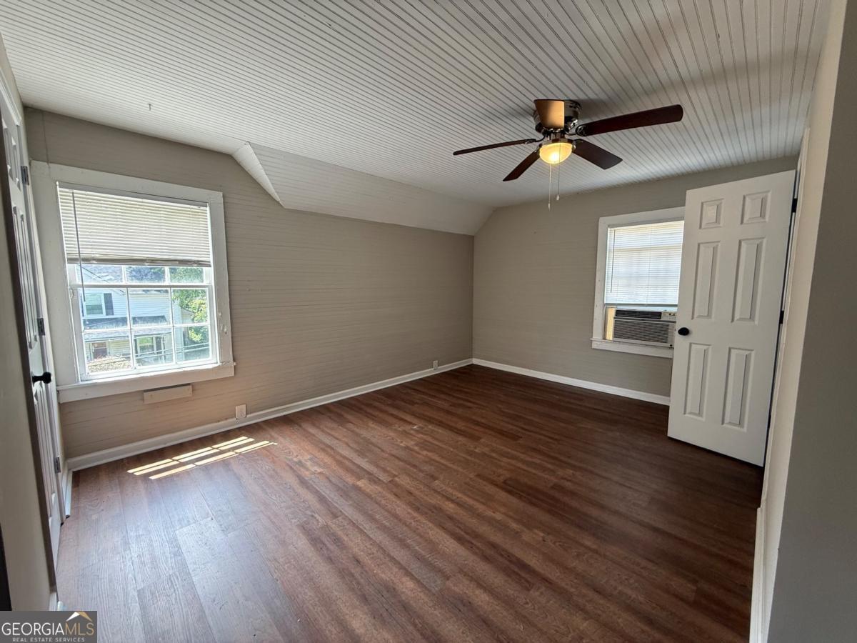 28 Quarry Street Property Photo 6
