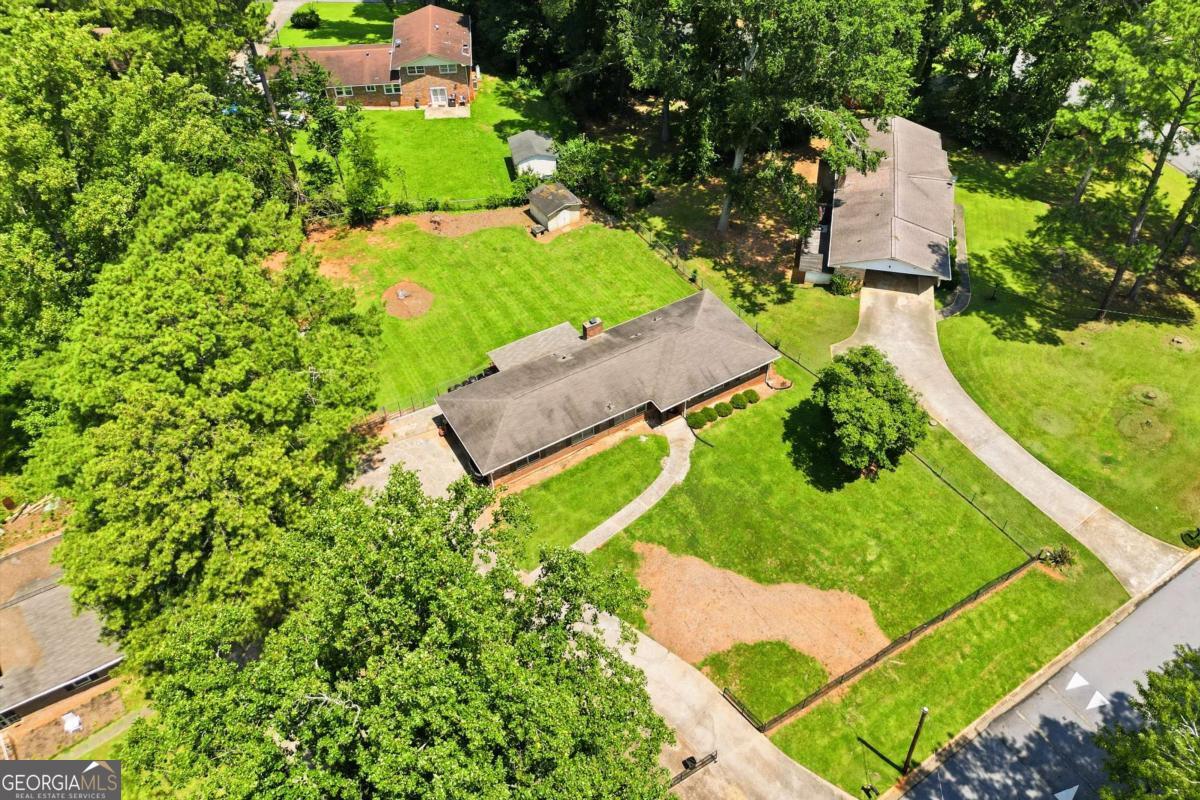 4335 Newcastle Circle Property Photo 6
