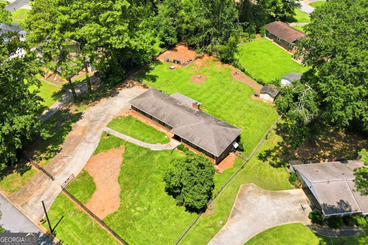 4335 Newcastle Circle Property Photo 7