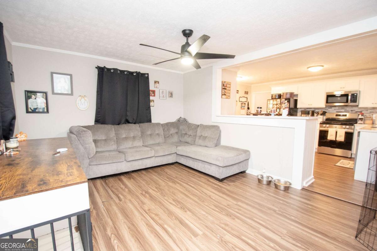 211 Rutland Circle Property Photo 11