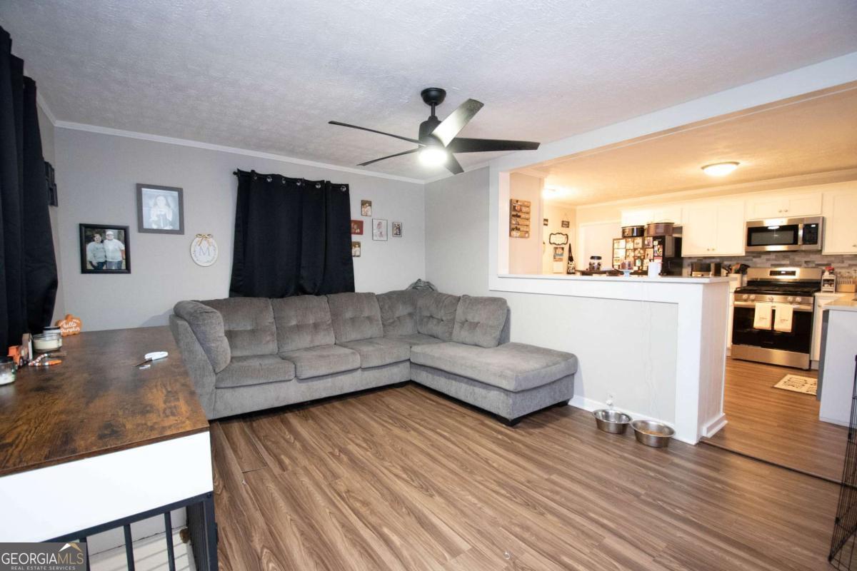 211 Rutland Circle Property Photo 12