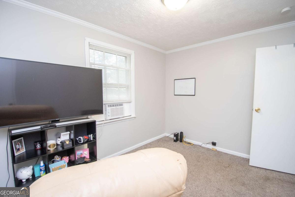 211 Rutland Circle Property Photo 17
