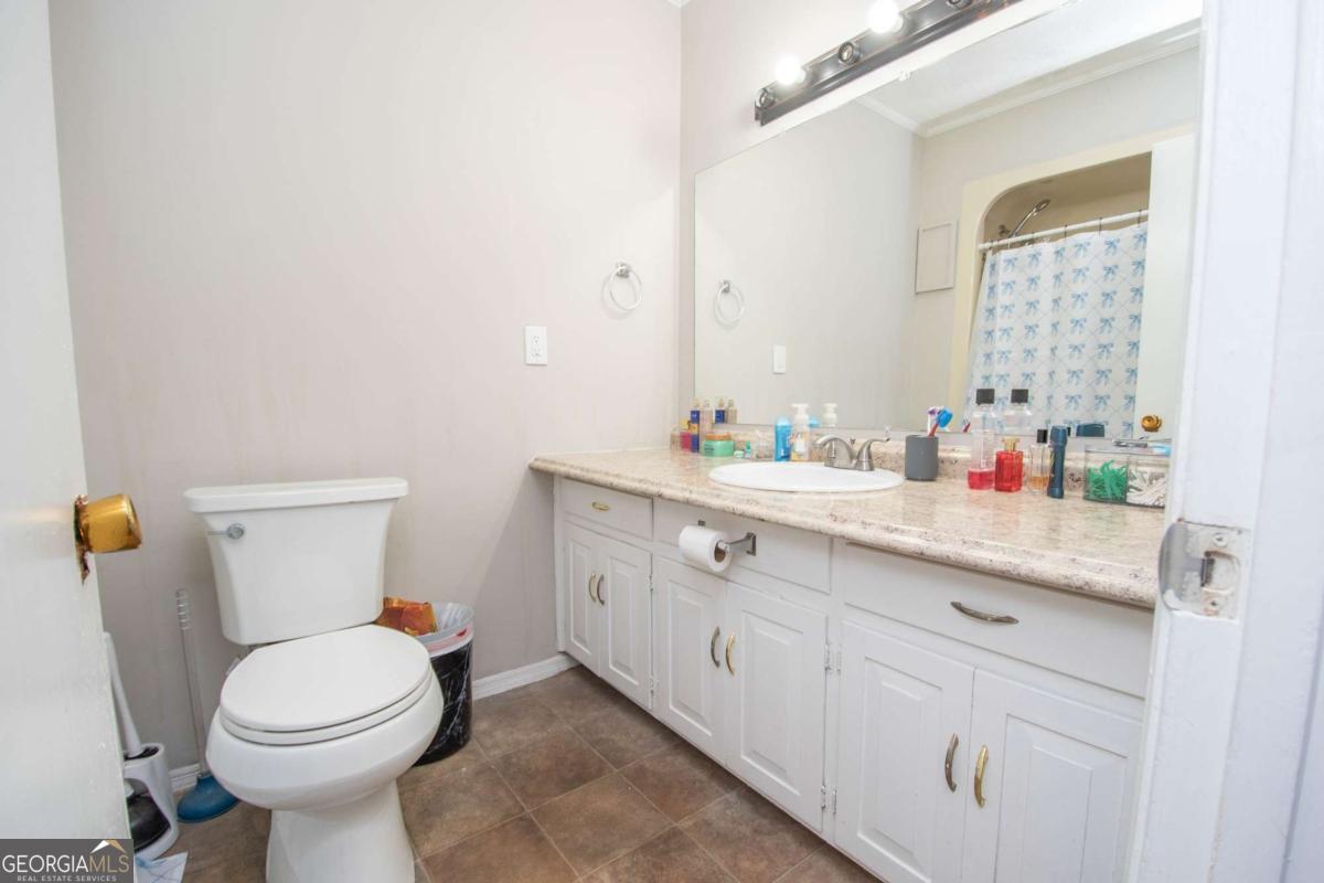 211 Rutland Circle Property Photo 22
