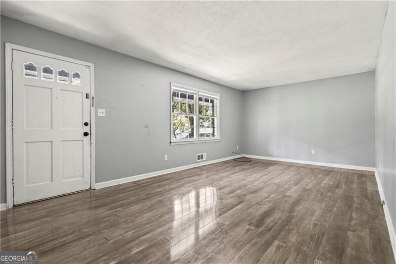 4176 Indian Forest Road Property Photo 3
