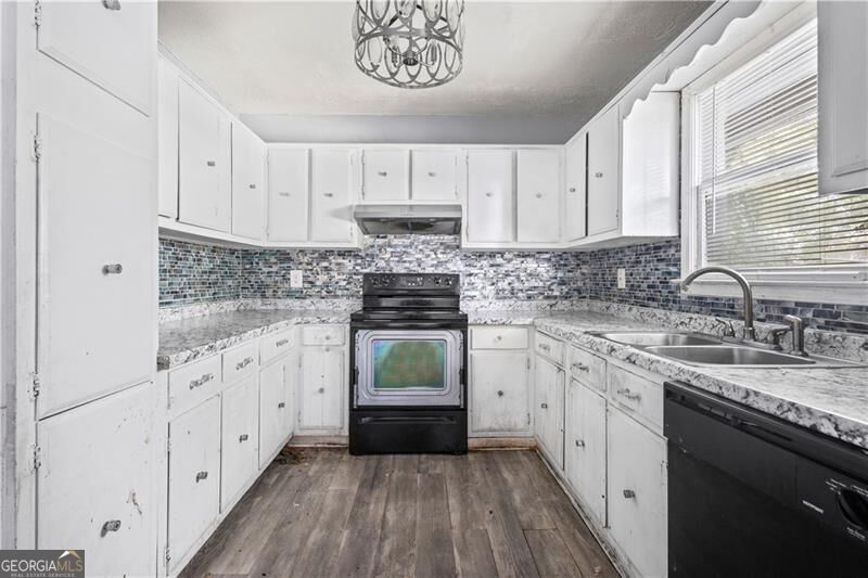 4176 Indian Forest Road Property Photo 8