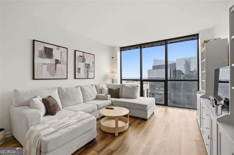 1280 W Peachtree Street Nw # 3713 Property Photo 4