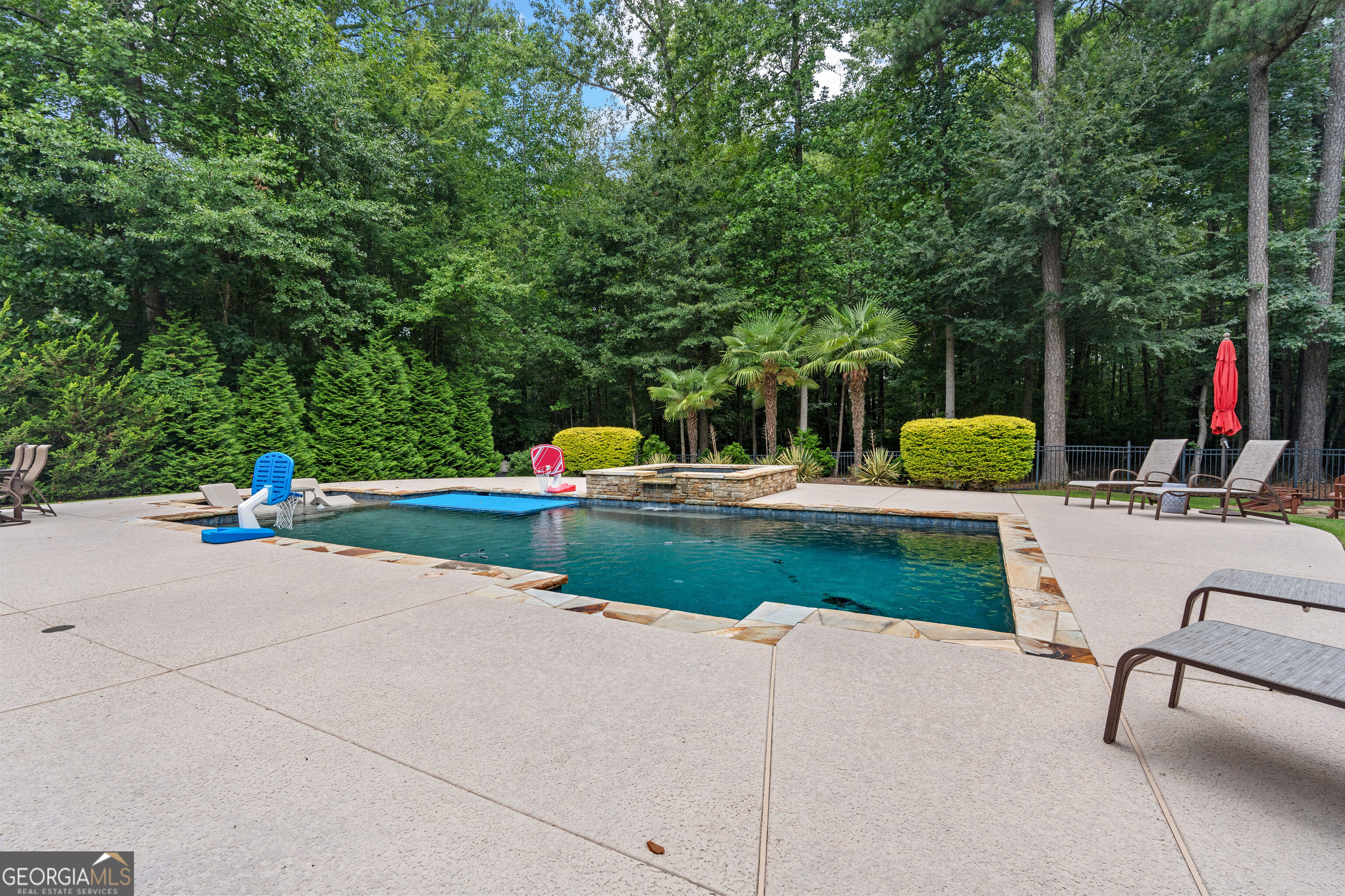 180 Ashborough Park Property Photo 75