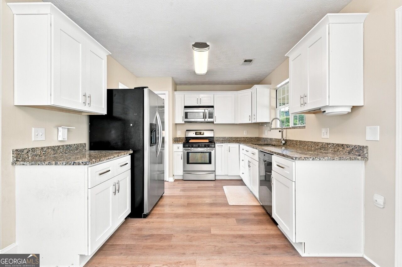 3210 Dundee Ridge Way Property Photo 13