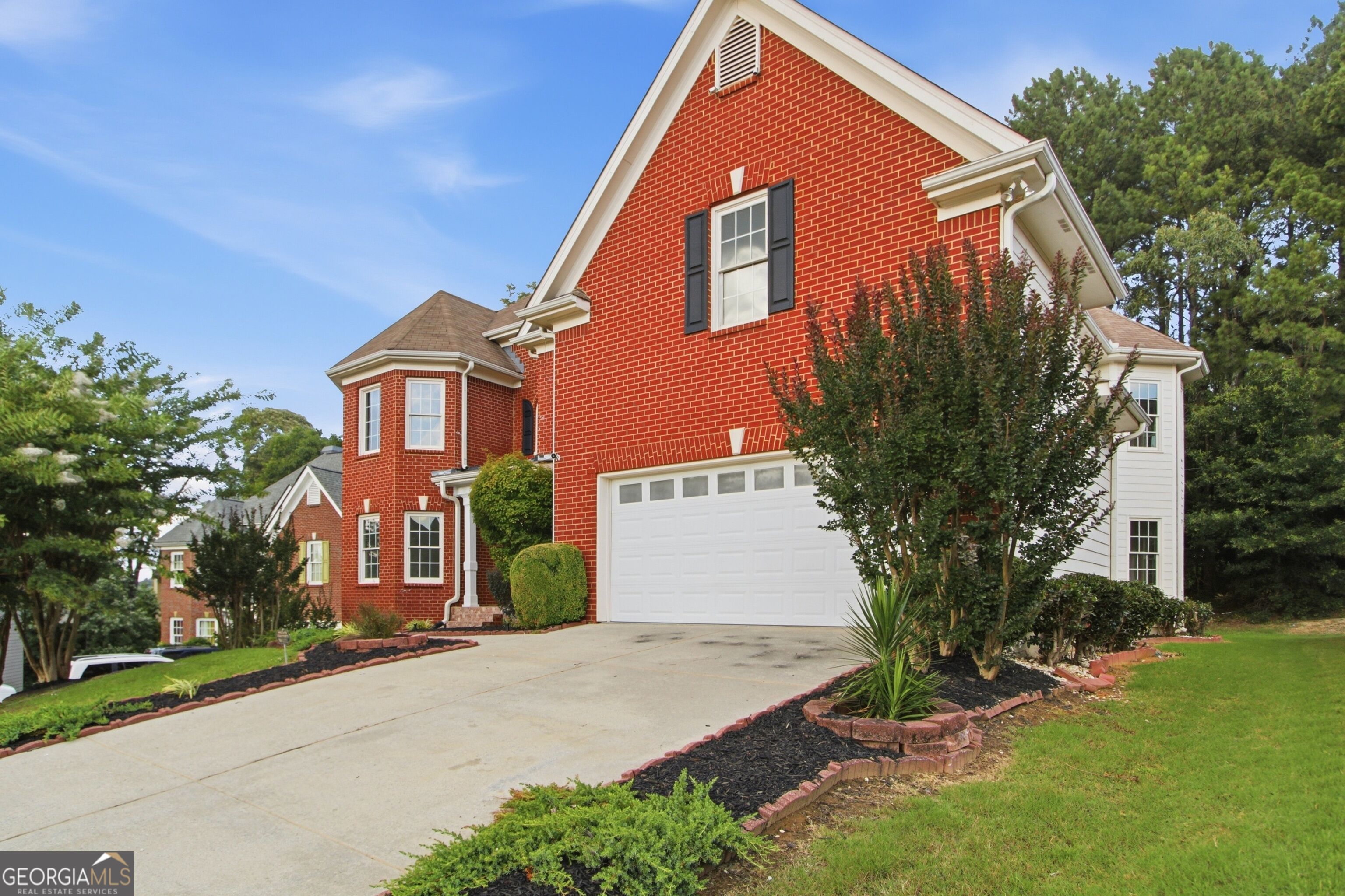 1028 River Forest Point Property Photo 2