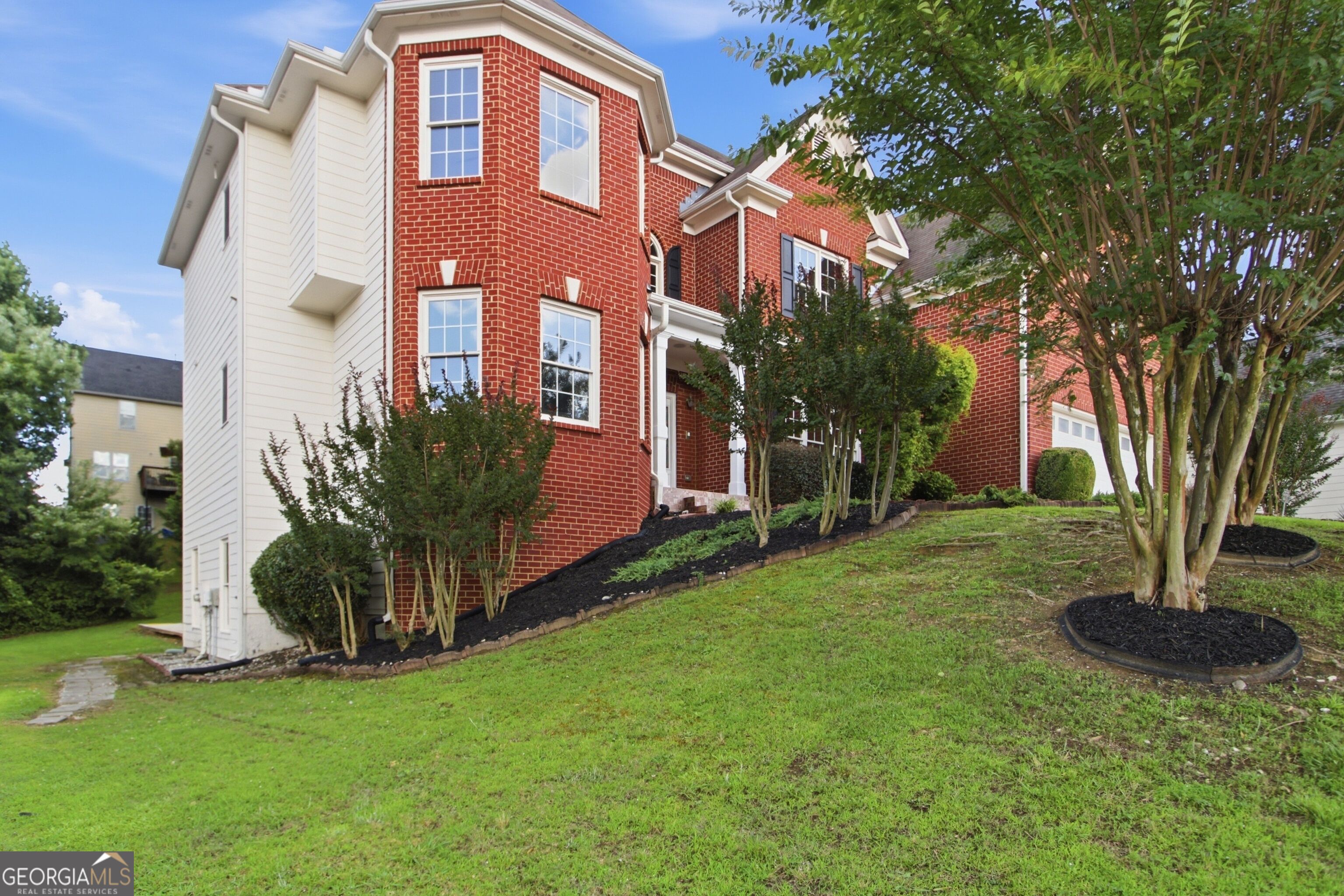 1028 River Forest Point Property Photo 3