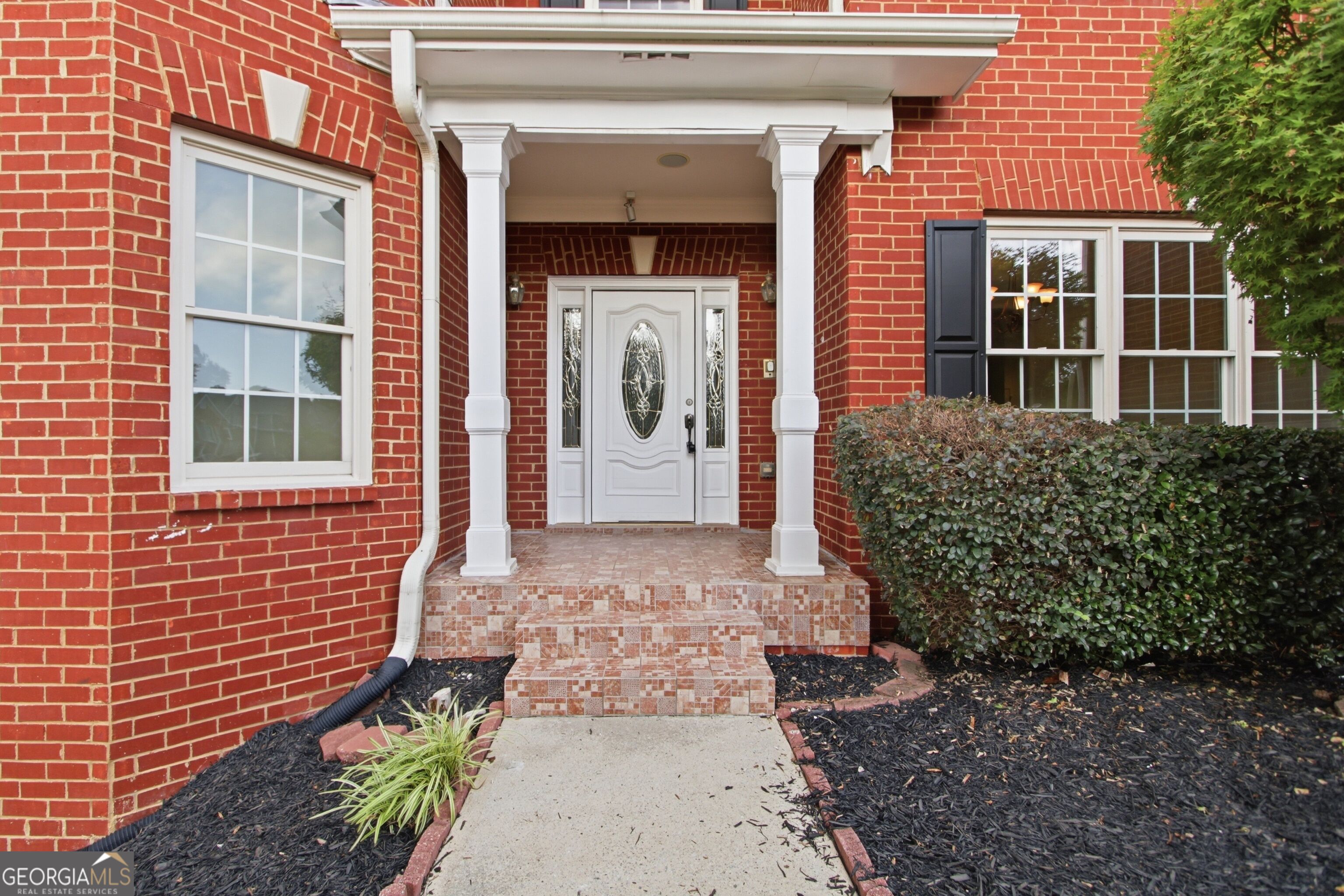 1028 River Forest Point Property Photo 4