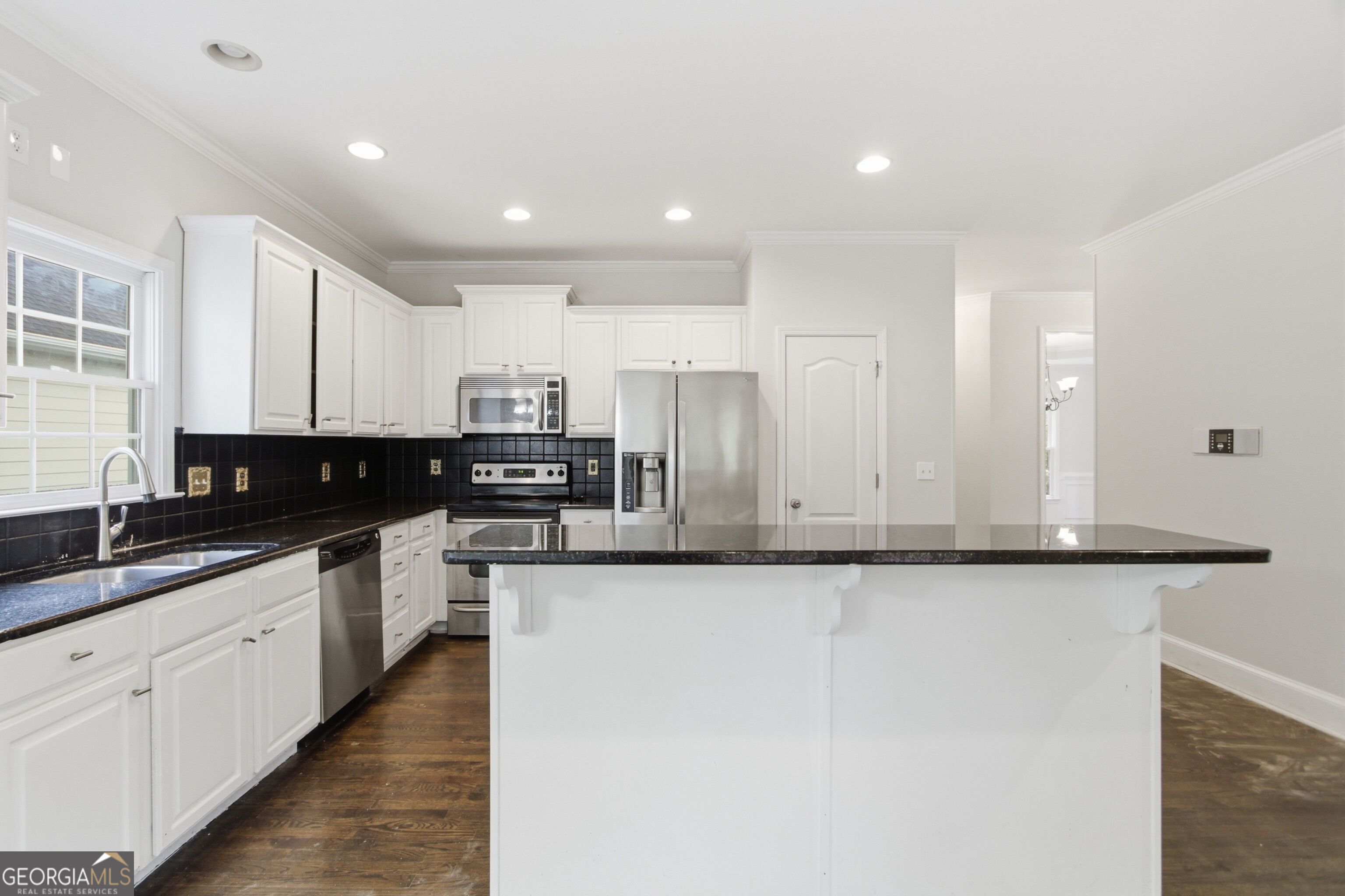 1028 River Forest Point Property Photo 14