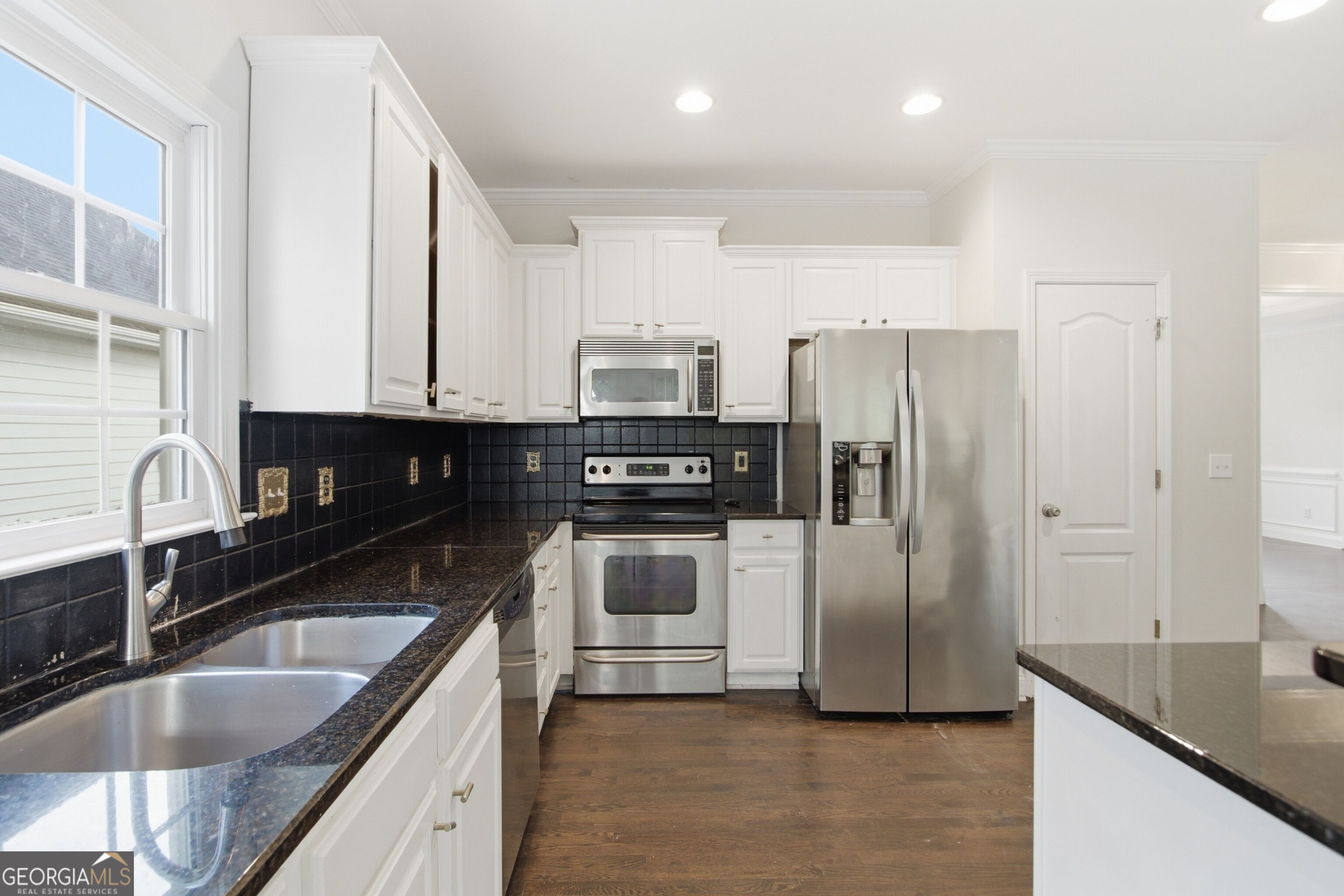 1028 River Forest Point Property Photo 15
