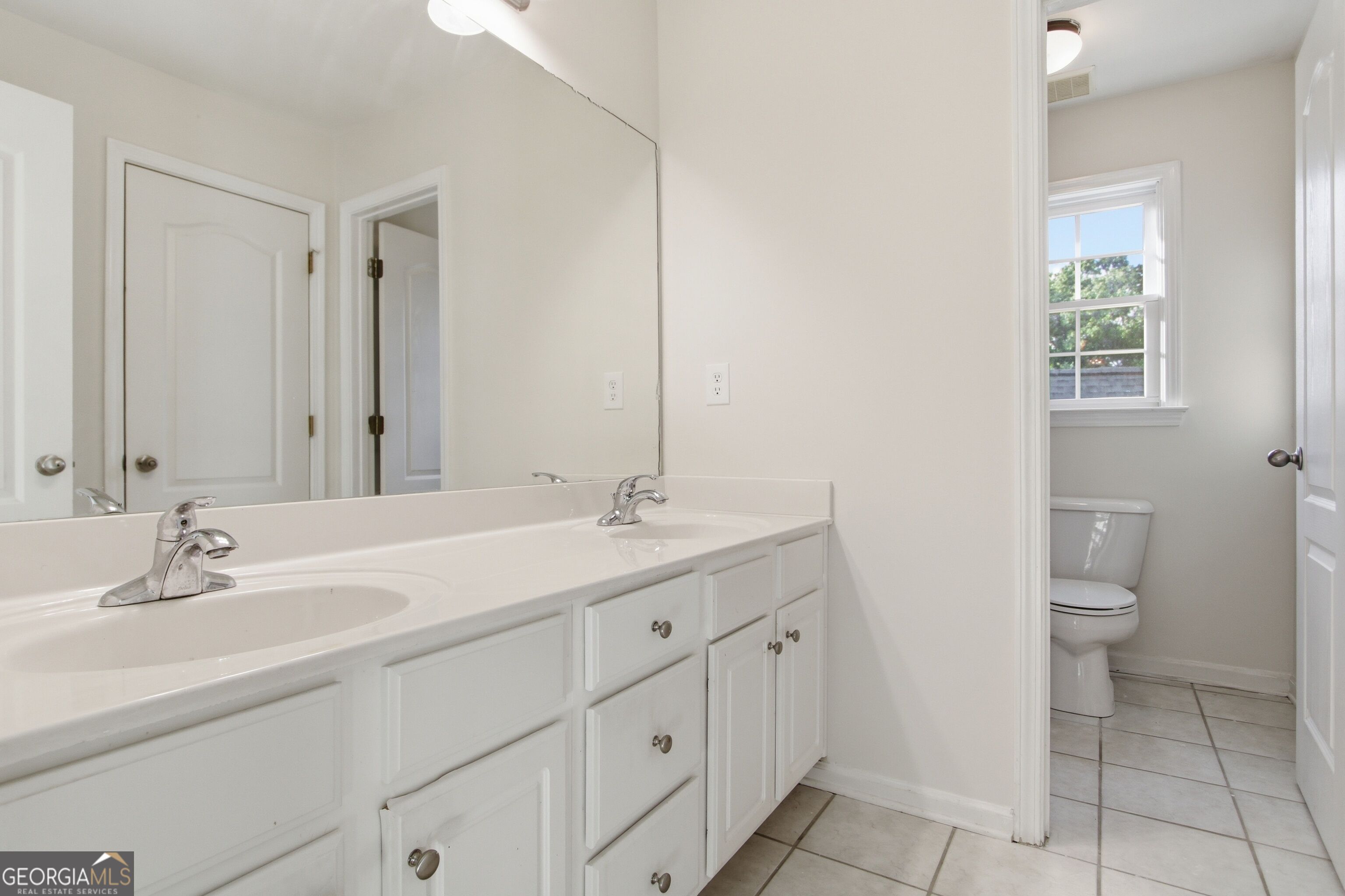 1028 River Forest Point Property Photo 43