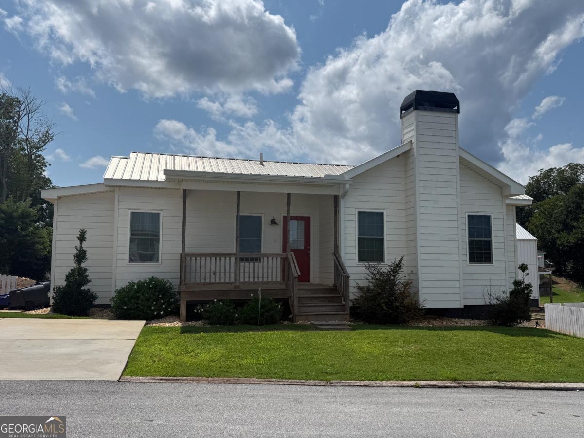 618 Liberty Overloo Property Photo 1