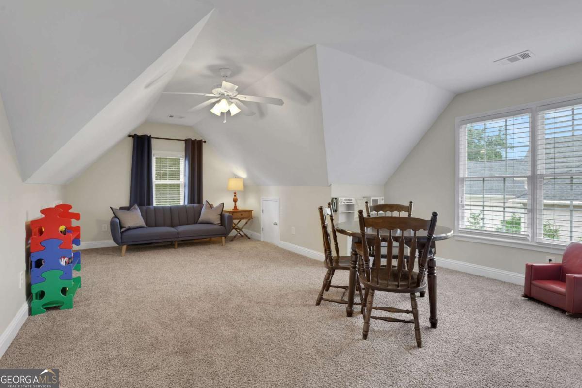 1025 Chippewa Oak Drive Property Photo 26