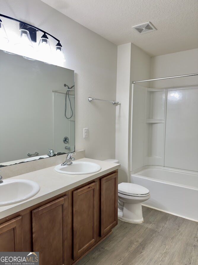 101 Cedar Breeze Drive Property Photo 26