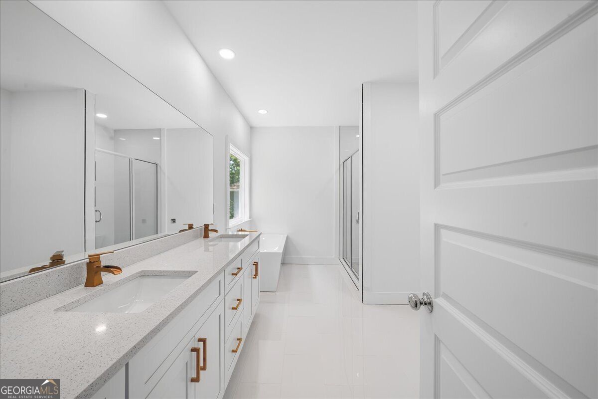 1212 Patricia Davis Drive Property Photo 15