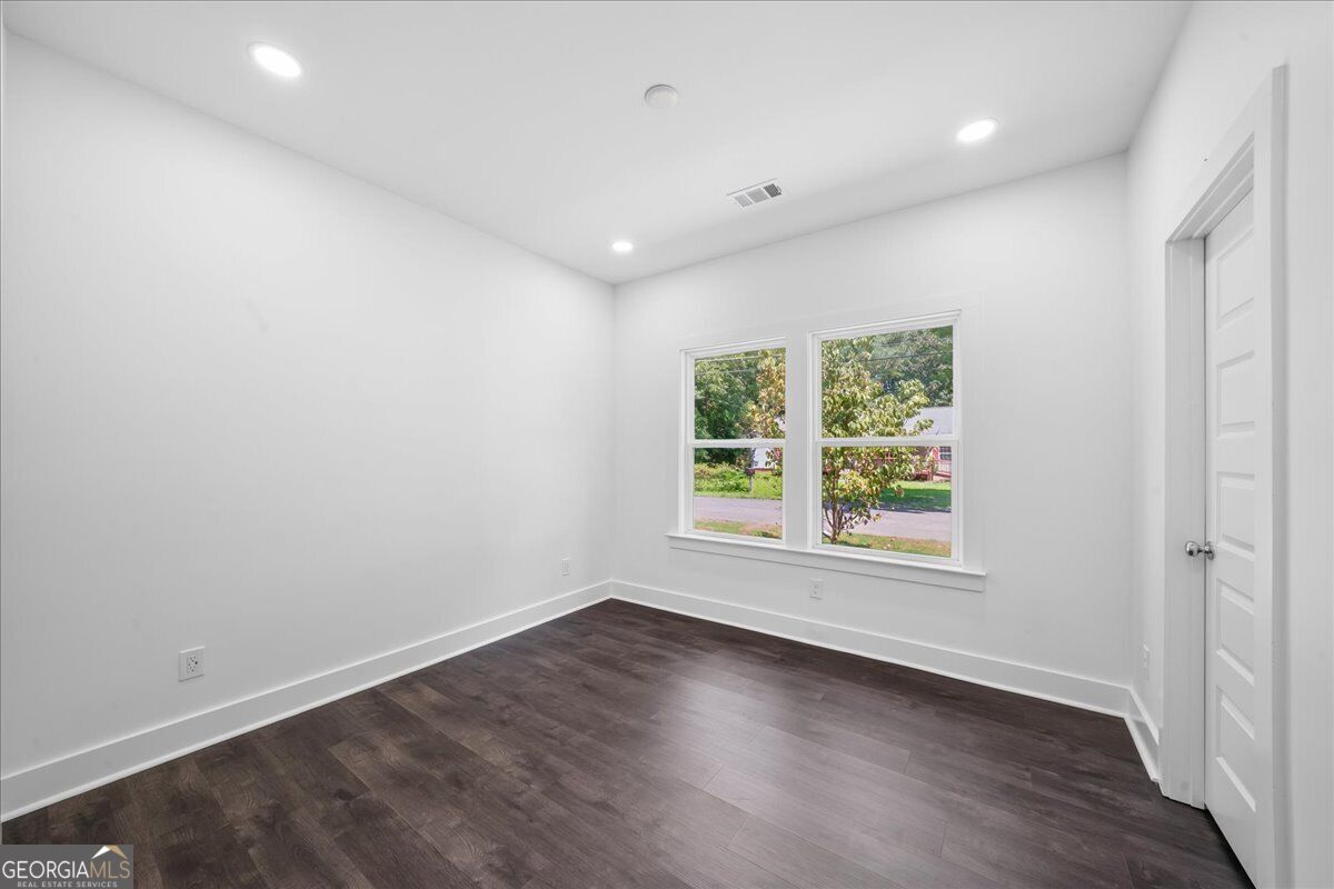 1212 Patricia Davis Drive Property Photo 32