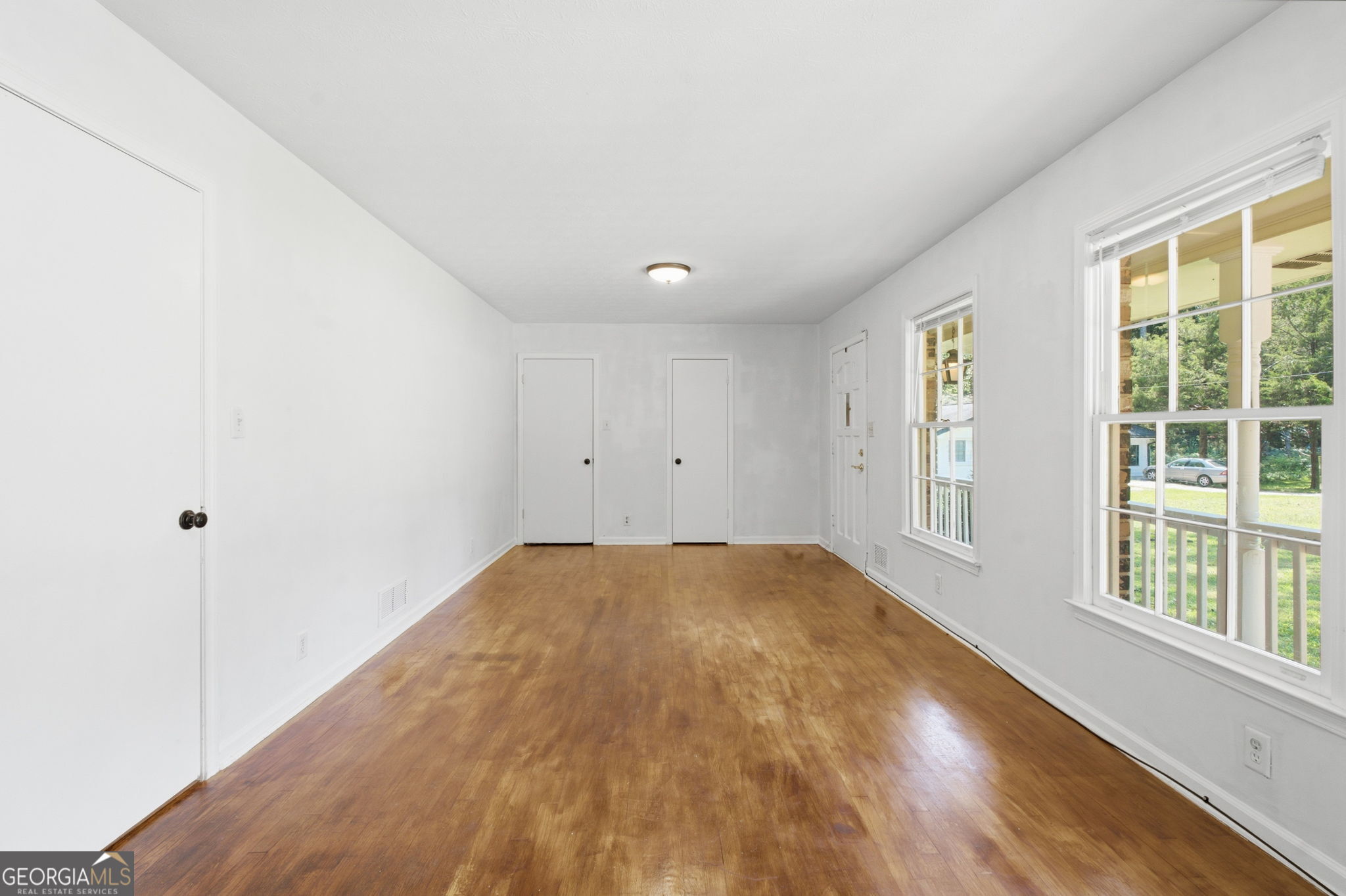 886 Oakhill Court Property Photo 16