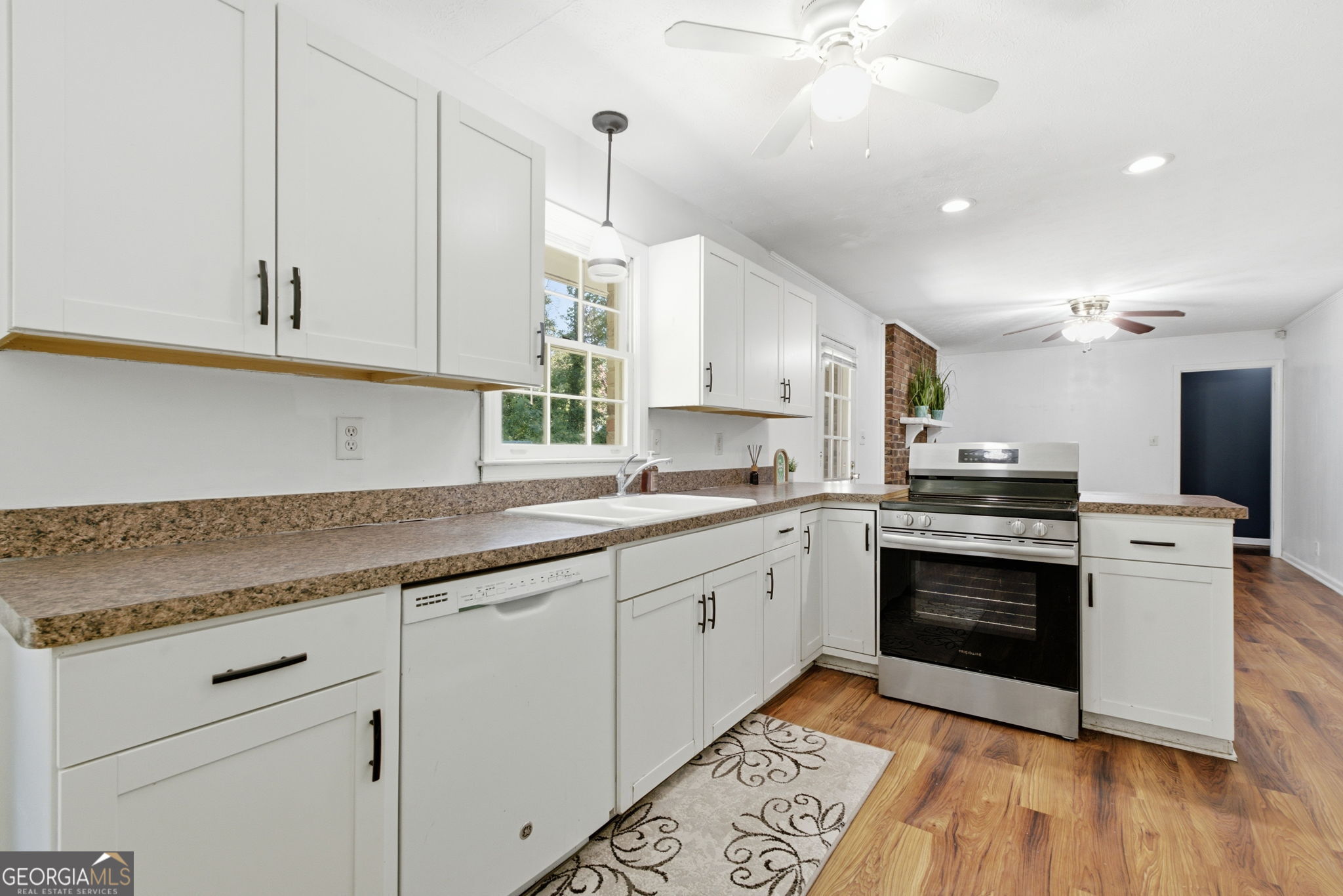 886 Oakhill Court Property Photo 19