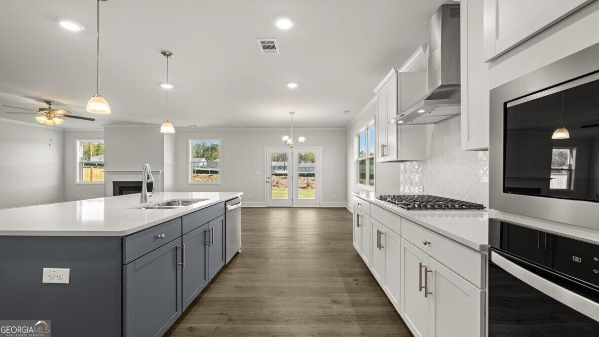 201 Parkview Drive Property Photo 9