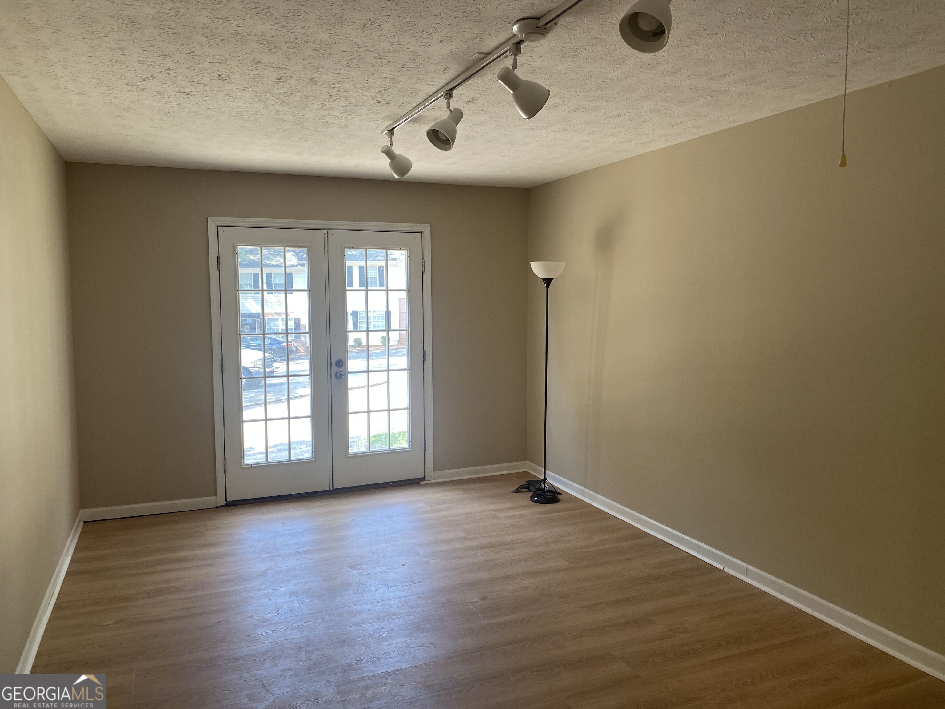 209 E Wilson Street # 19 Property Photo 13