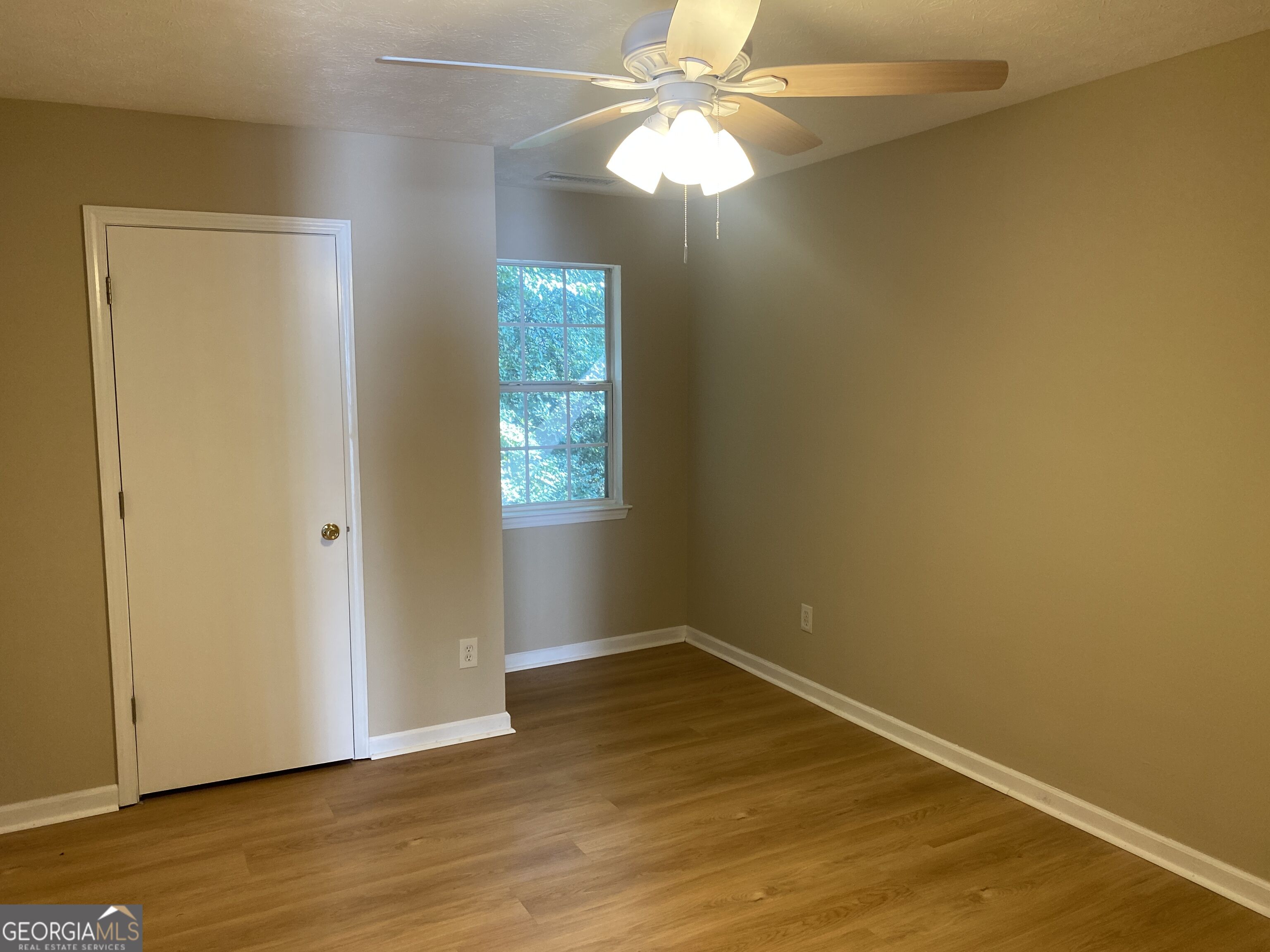 209 E Wilson Street # 19 Property Photo 15
