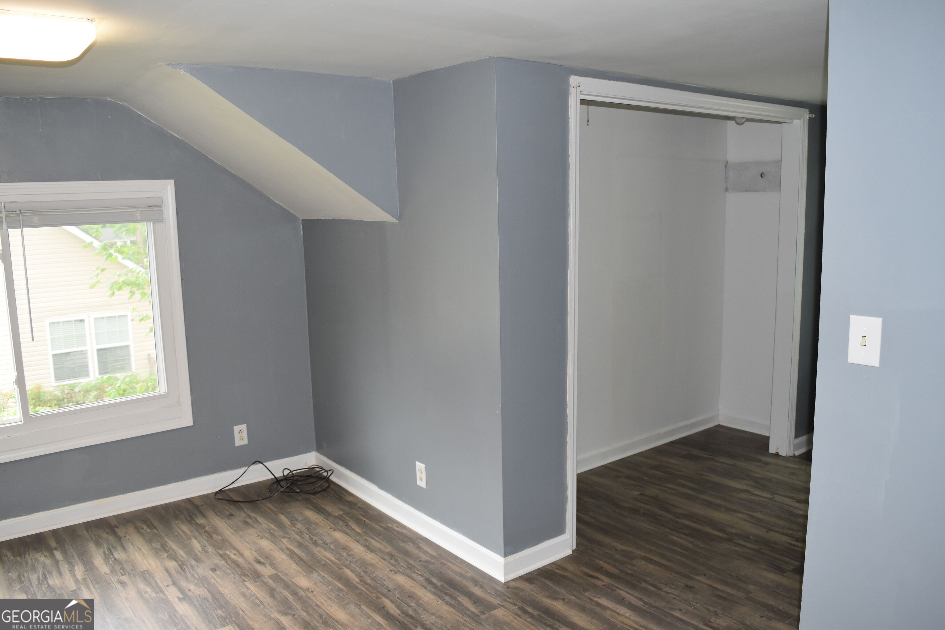 224 Oak Property Photo 13