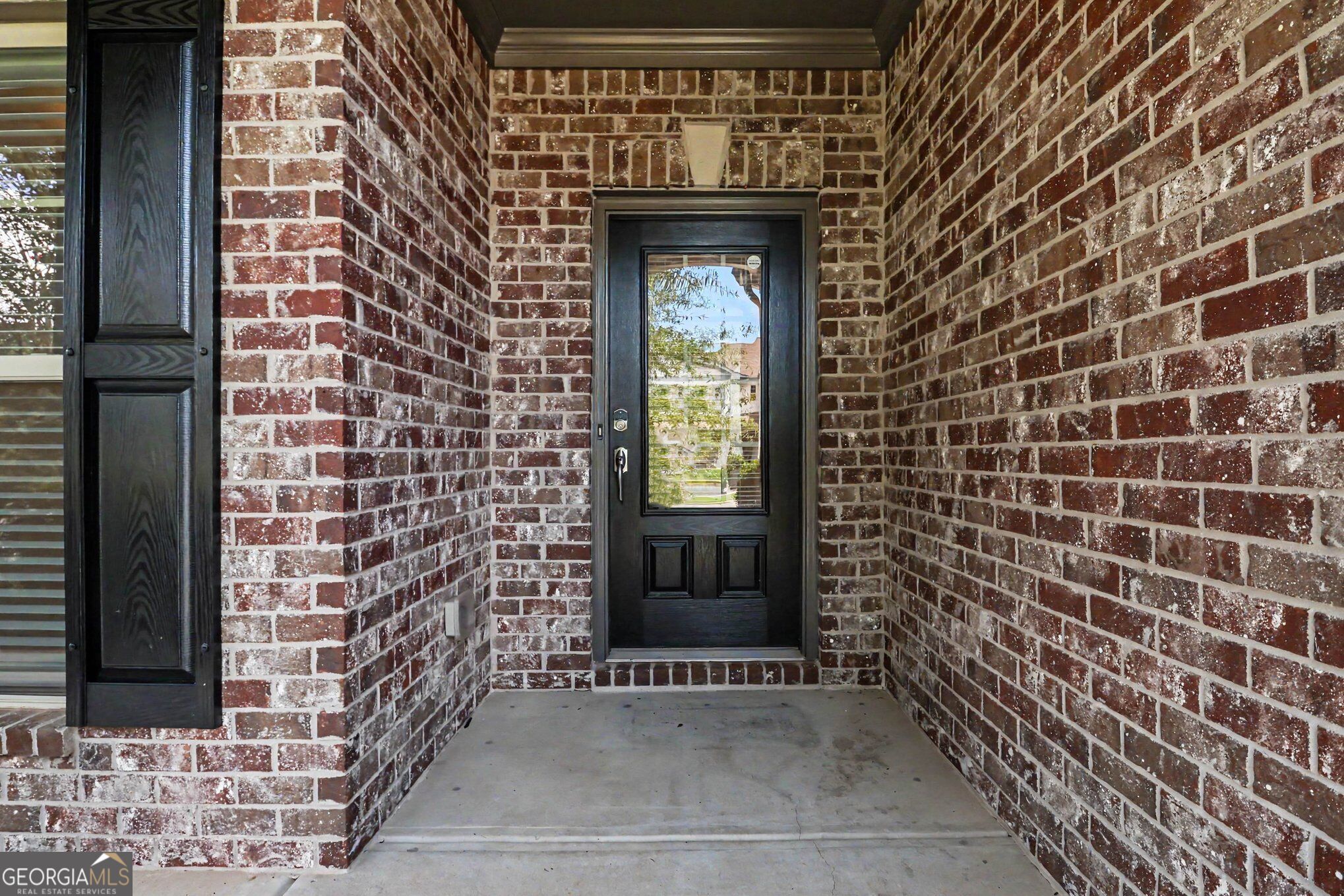 4640 Pleasant Woods Drive Property Photo 4
