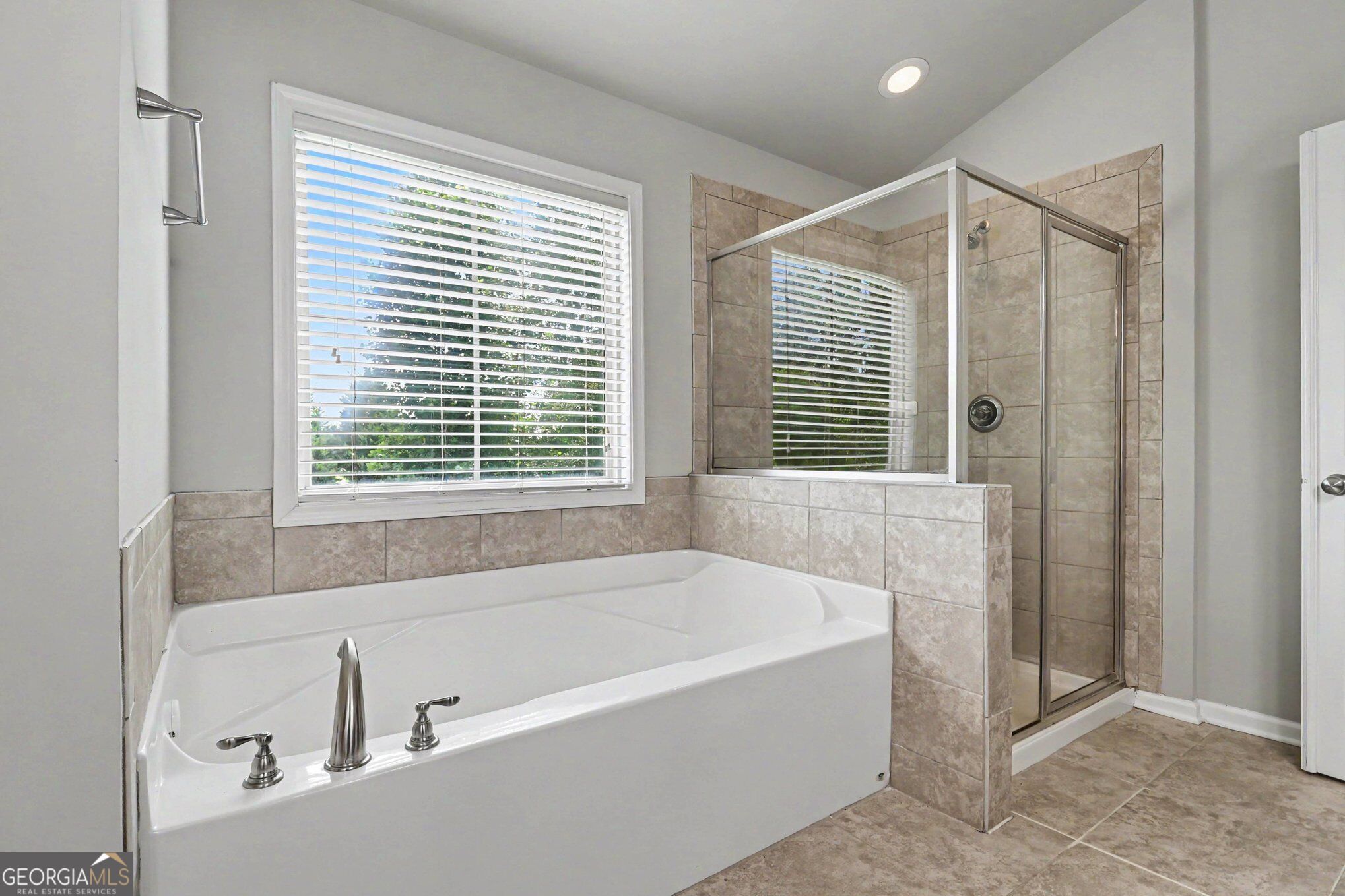 4640 Pleasant Woods Drive Property Photo 20