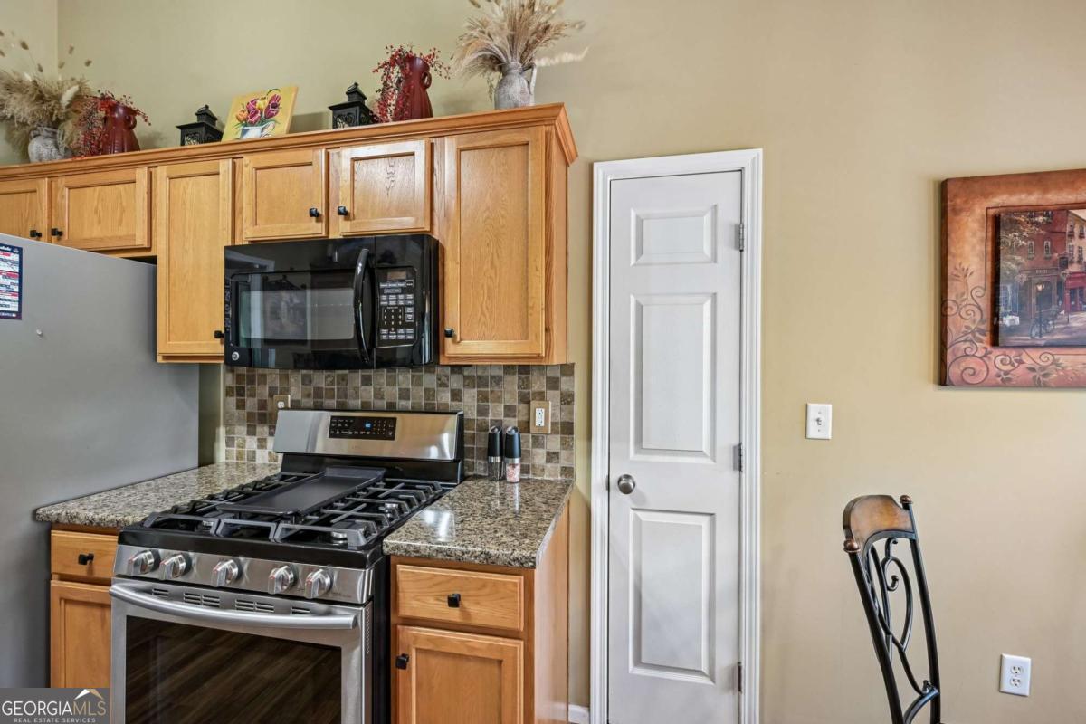 207 Overlook Court Property Photo 16