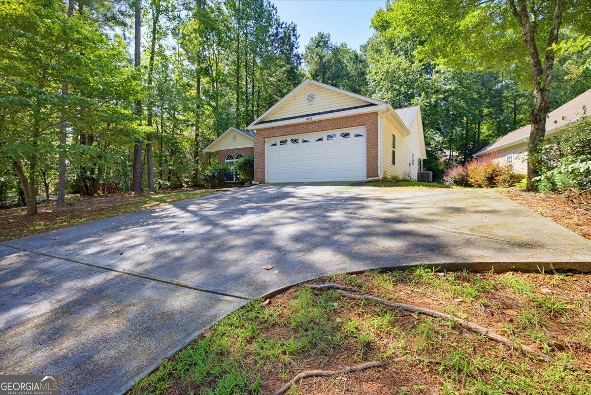 9201 Tarnwood Circle Property Photo 2