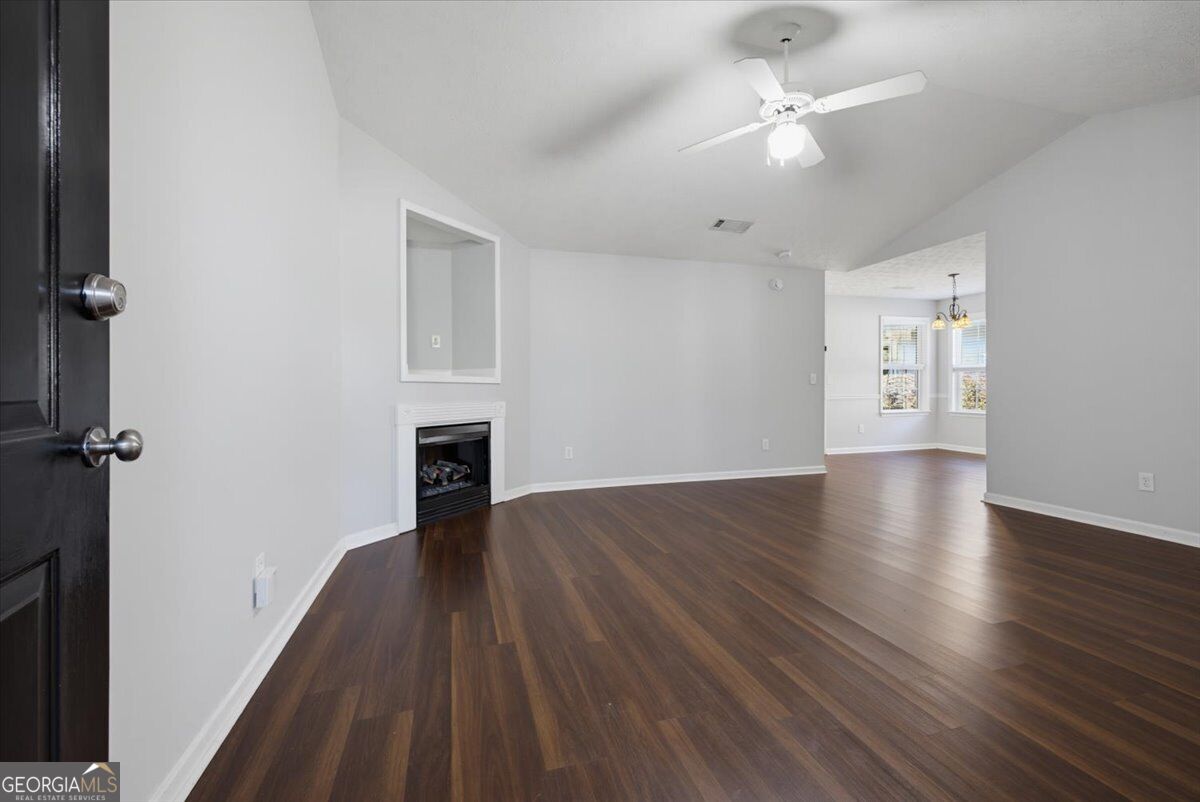 9201 Tarnwood Circle Property Photo 5