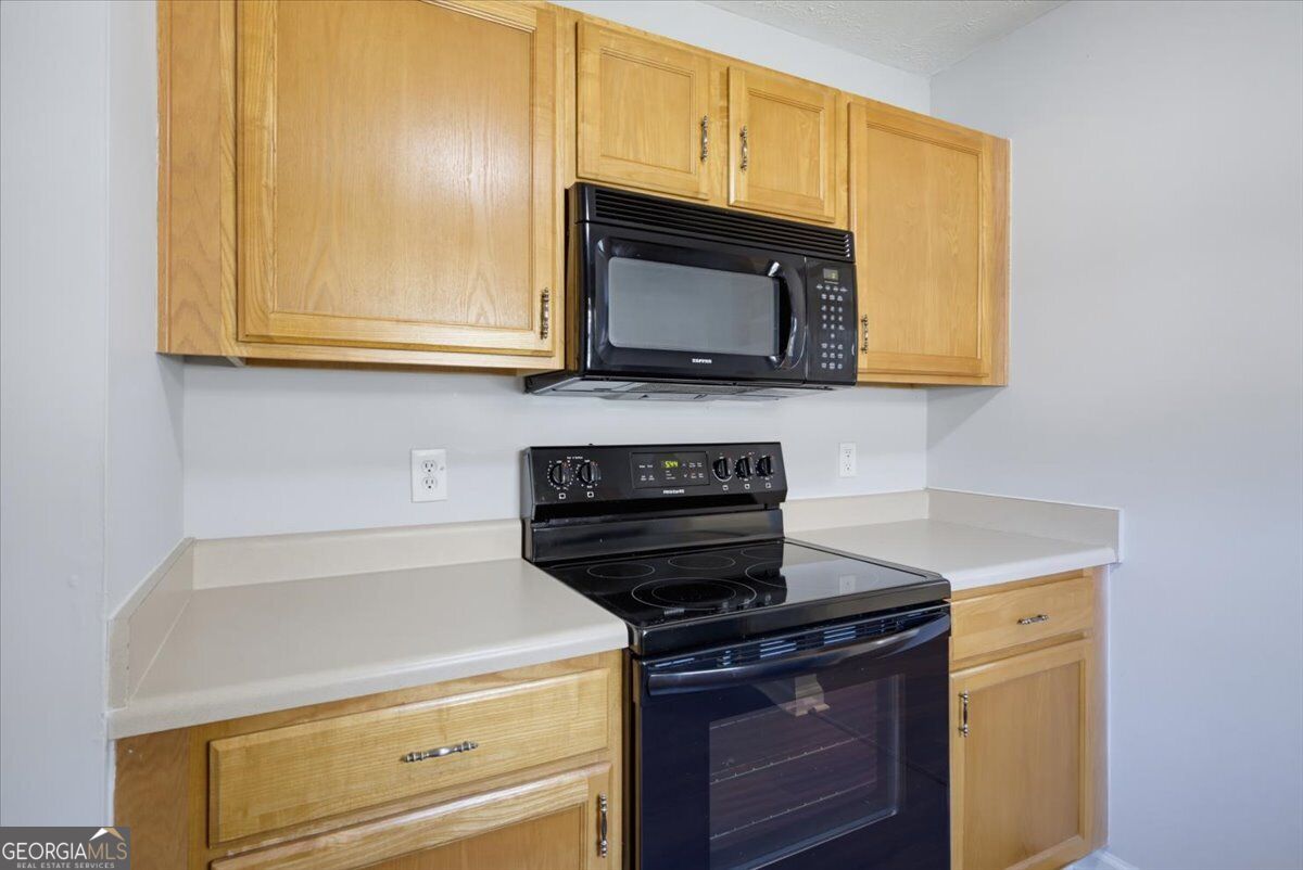 9201 Tarnwood Circle Property Photo 12