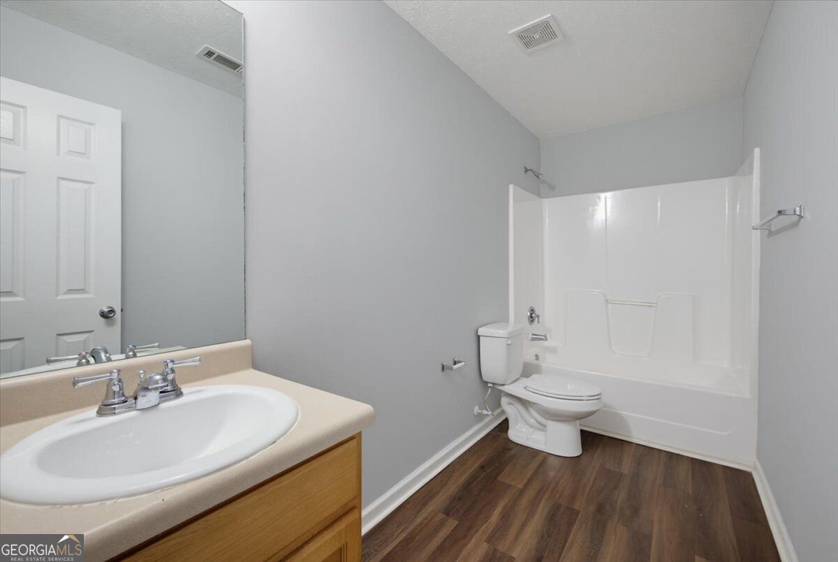 9201 Tarnwood Circle Property Photo 23
