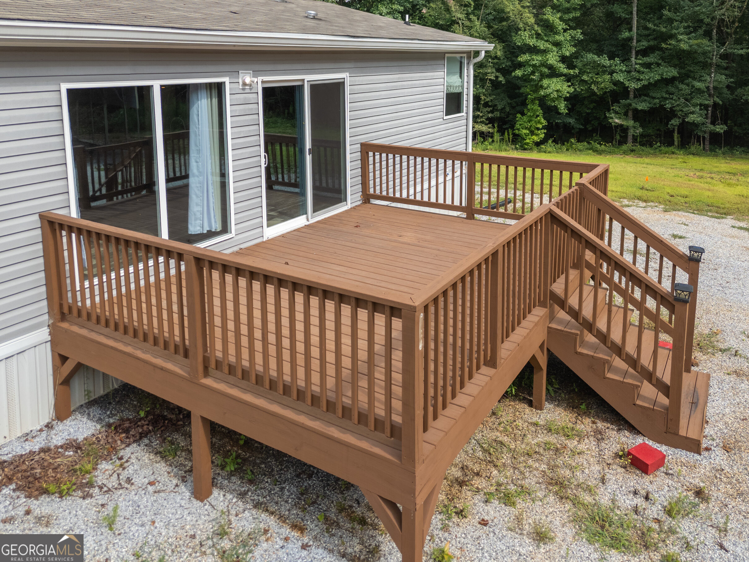 257 Iris Drive Property Photo 4